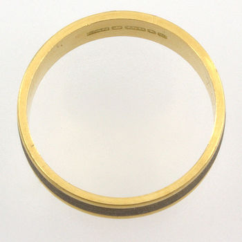 18ct Gold 2 Tone 3.9g Wedding Ring Size O½